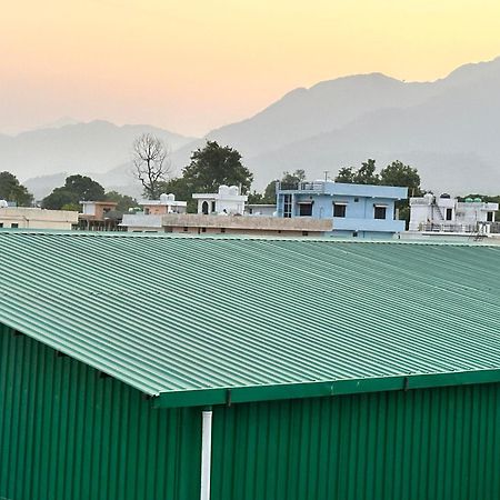 Yoga Retreat At The Ganges In Rishikesh Rishīkesh Exterior foto