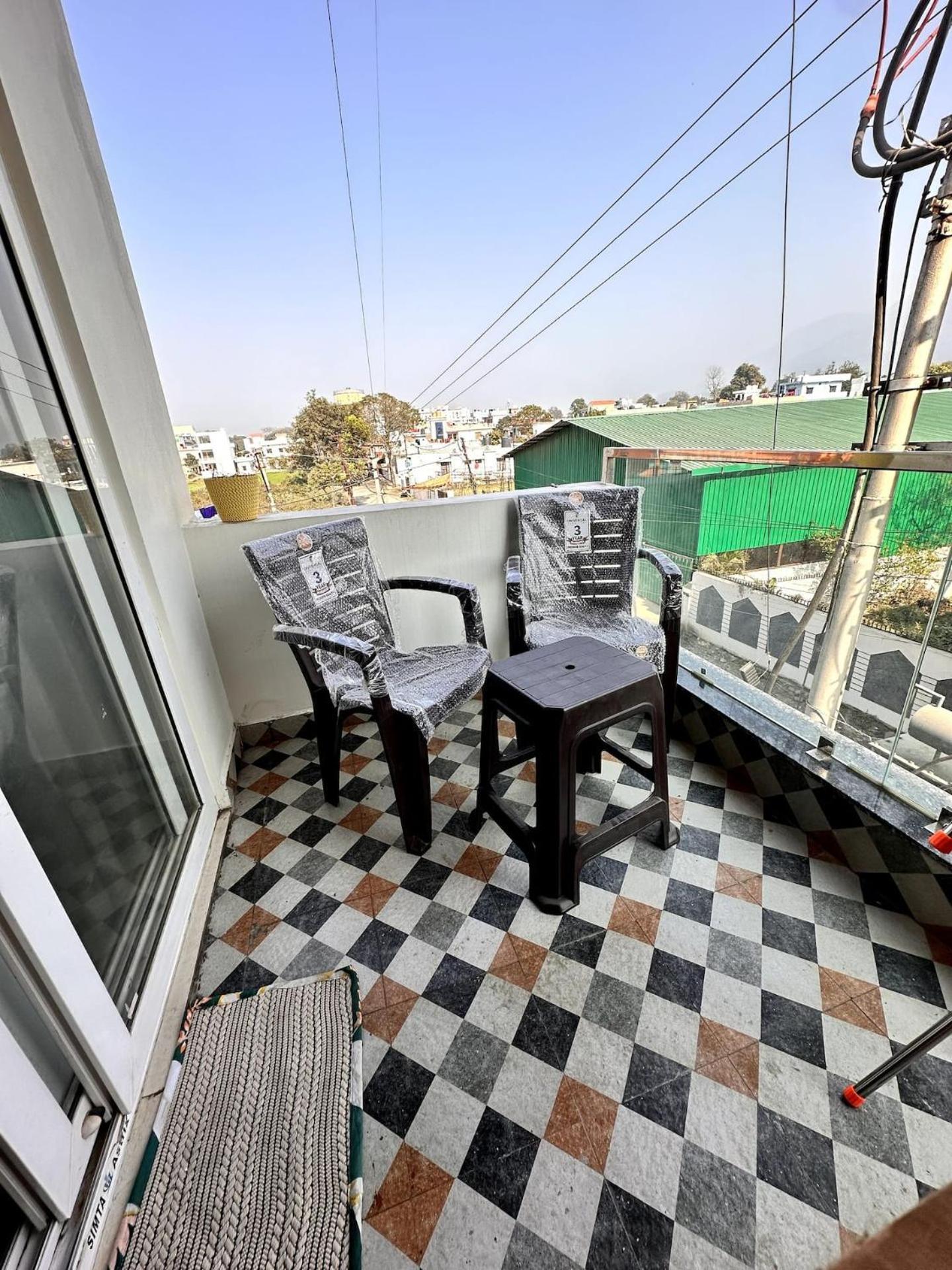 Yoga Retreat At The Ganges In Rishikesh Rishīkesh Exterior foto